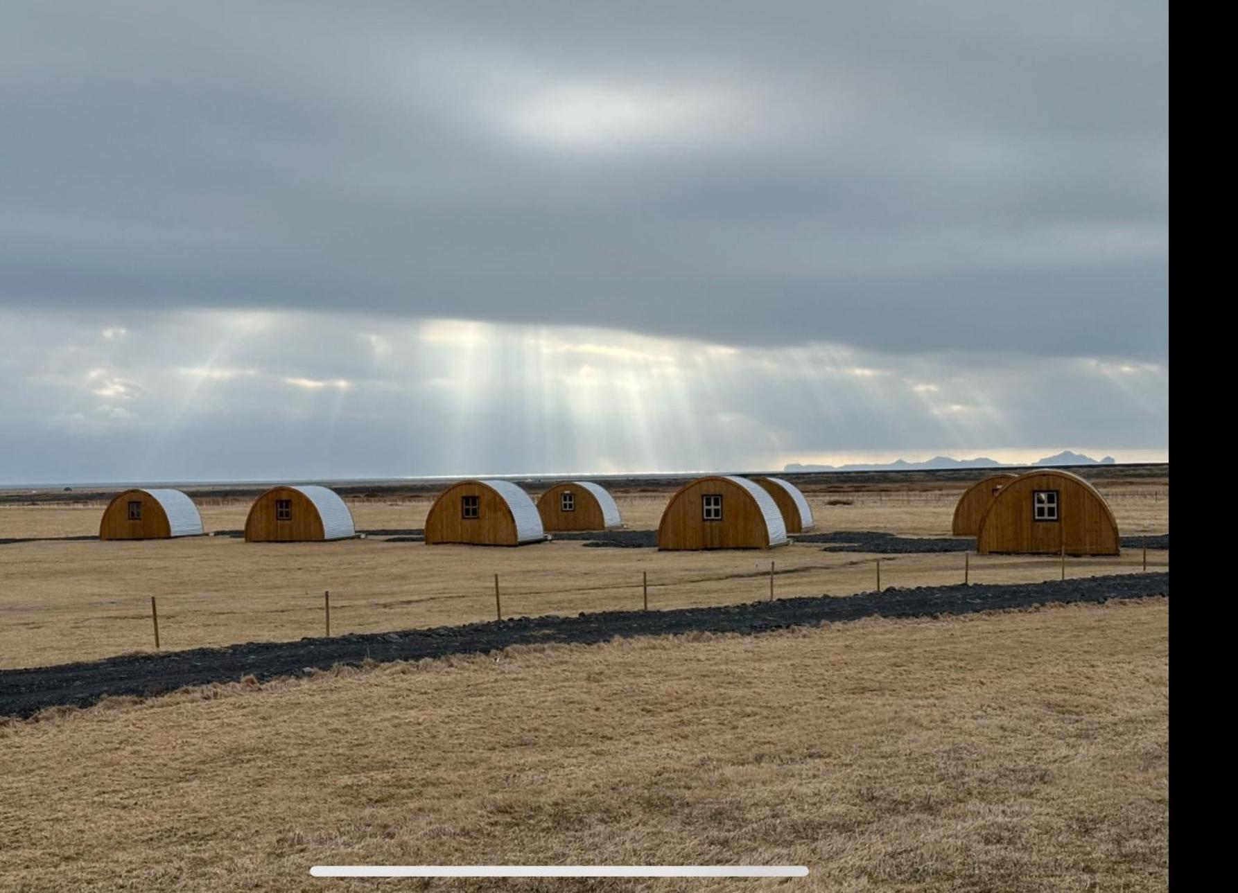 Starlight Camping Pods Hvolsvollur Exterior photo
